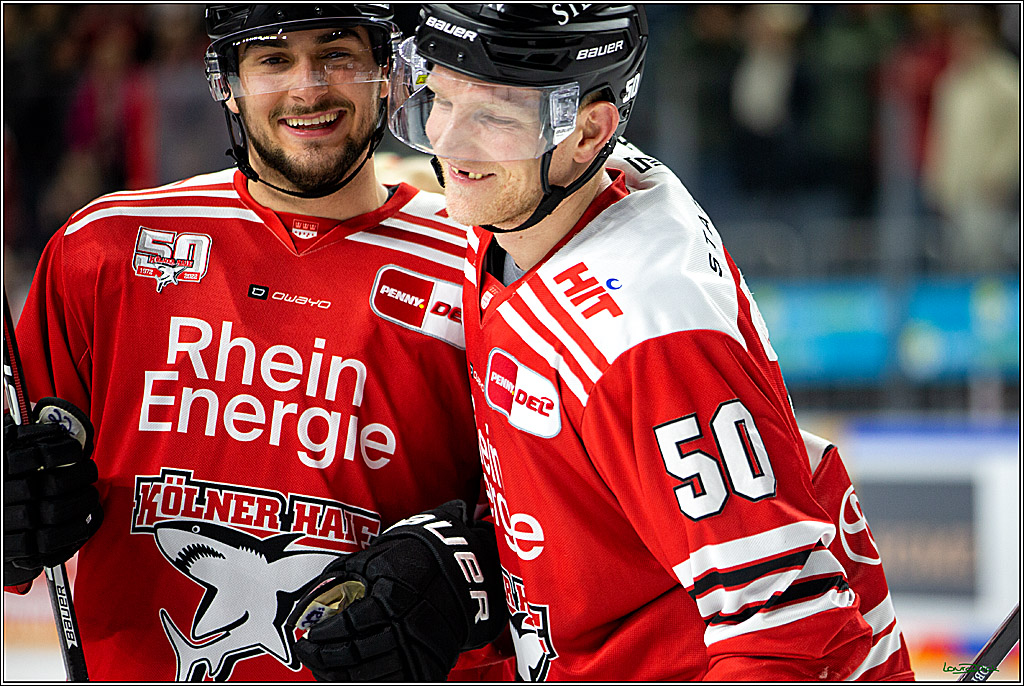 PENNY DEL; Koelner Haie- Straubing Tigers; Koeln, 28.12.2022
